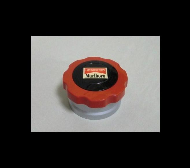 Marlboro �}�[���{���@�A�V���g���C �D�M