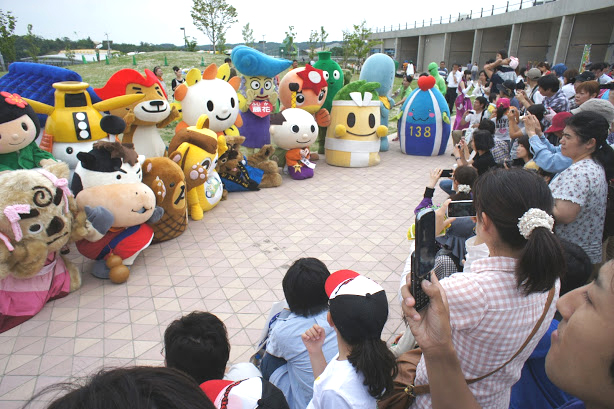 �����n�L�����E�q�[���[�Q�����W�y�L�����t�F�Xin�����R���p�[�Nvol.2�@2013�N6��2���i���j�z