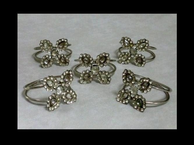 �A���e�B�[�N�@�i�v�L�������O