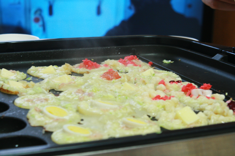 �����Ă����{�E�����O