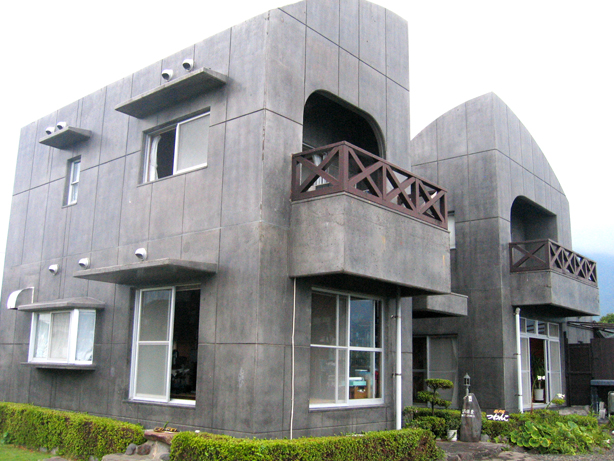 ���v�����h �����̊فw��񂱁x�`�܂ɂ����t���C���[�ݒu�X�̂��Љ�`