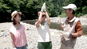  �u��ƗV�т��ɂ߂�I�܂Ɂ��c�n�I�v 8����4��ڂ̃e�[�}�́H