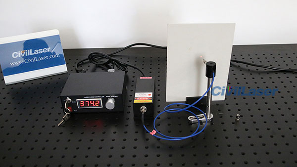 785nm ������ ���}���t�@�C�o�[���[�U�[