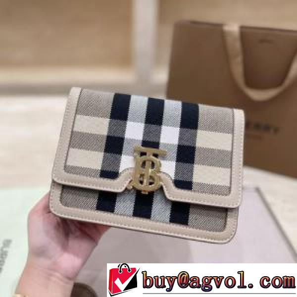 �o�[�o���[ BURBERRY �X�^�C���A�b�v���� BURBERRY�X�[�p�[�R�s�[ 2021�t�� �΂ߊ|���o�b�O