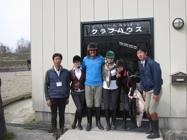 �z�[�X�t�@�[�� �G���~�I�[�� �`�܂ɂ����t���C���[�ݒu�X�̂��Љ�`