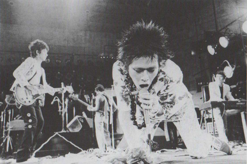 �����ƃE�\�������ɑ����I�@���ɂ��������������\���O�u�T�}�[�^�C���u���[�X�^RC�T�N�Z�V�����v�y�̎��L�z