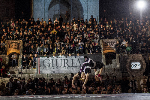 ���t�e�B���O���E���[�t���[�X�^�C����t�b�g�{�[��]�œ��{�l���D���I���Q�o�g�̓��{��\�A���c�k���Y����