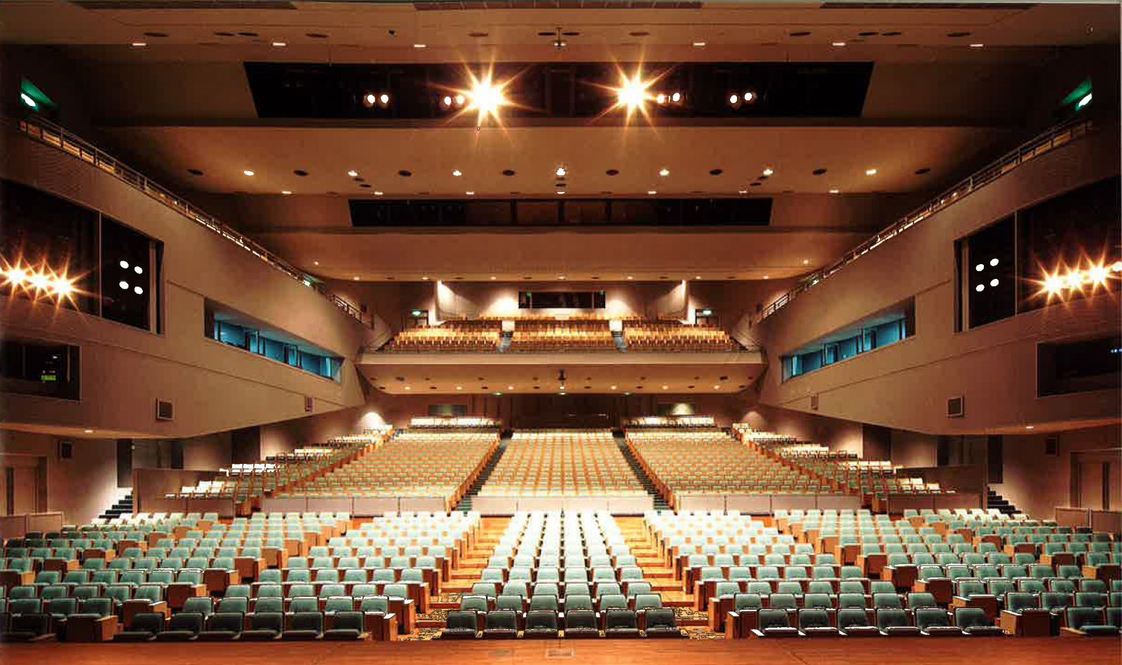 �R�X�v���B�e��C�x���g���C�����򕌃L�����N�^�[�t�F�X�e�B�o�����ǐ썑�ۉ�c��