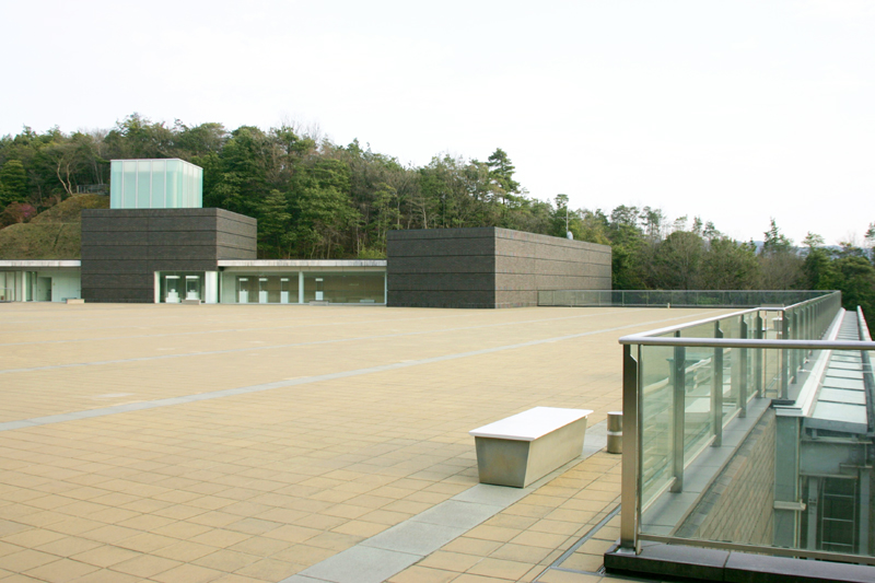 ��T��R�X�v���E�L�����t�F�X�e�B�o�� in�������Z���~�b�N�p�[�NMINO ����L��