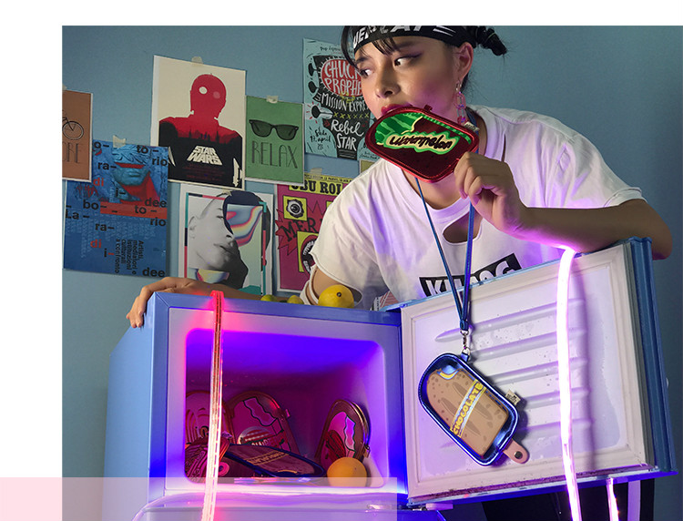 �o�b�OiPhone XS/8Plus/7/6s�P�[�X