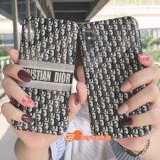 �N���X�`�����f�B�I�[���u�����h�l�CiPhone XS Max�X�}�zXR/X�P�[�X ���s��