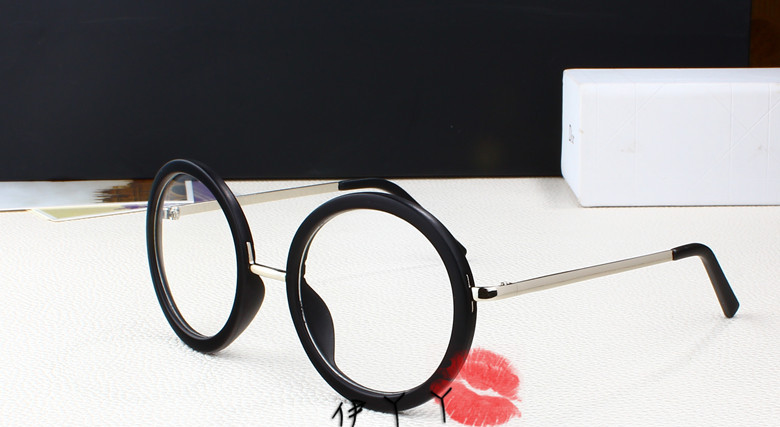 �N���V�b�N���K�l�g�����h �t���[�� ���ߔ̔��������