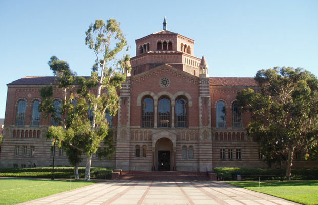 �A�����J�ōł��J�b�R������w�̐}����