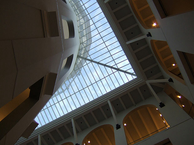 �A�����J�ōł��J�b�R������w�̐}����