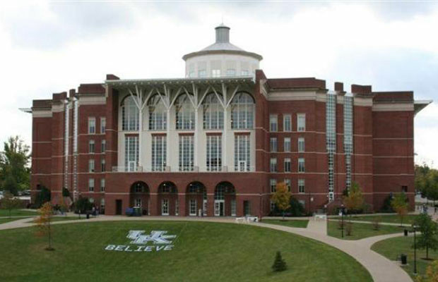 �A�����J�ōł��J�b�R������w�̐}����