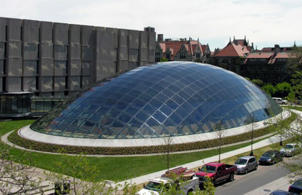 �A�����J�ōł��J�b�R������w�̐}����