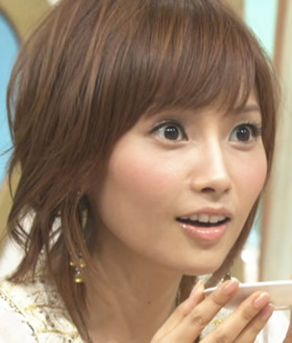 ���{�Ȃݐ��`�F�@�V���R���v���e�[�[���ڗ����߂����Ƙb��