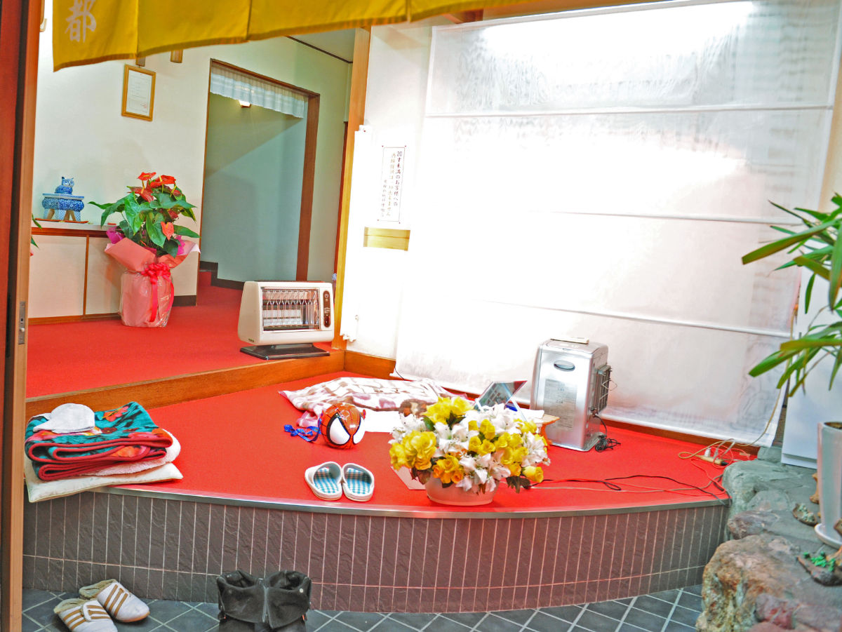 �����O���s�����ږ�ٌ�m�𖱂߂Ă����\���������̔��t�X��c�V�n�Ƃ�